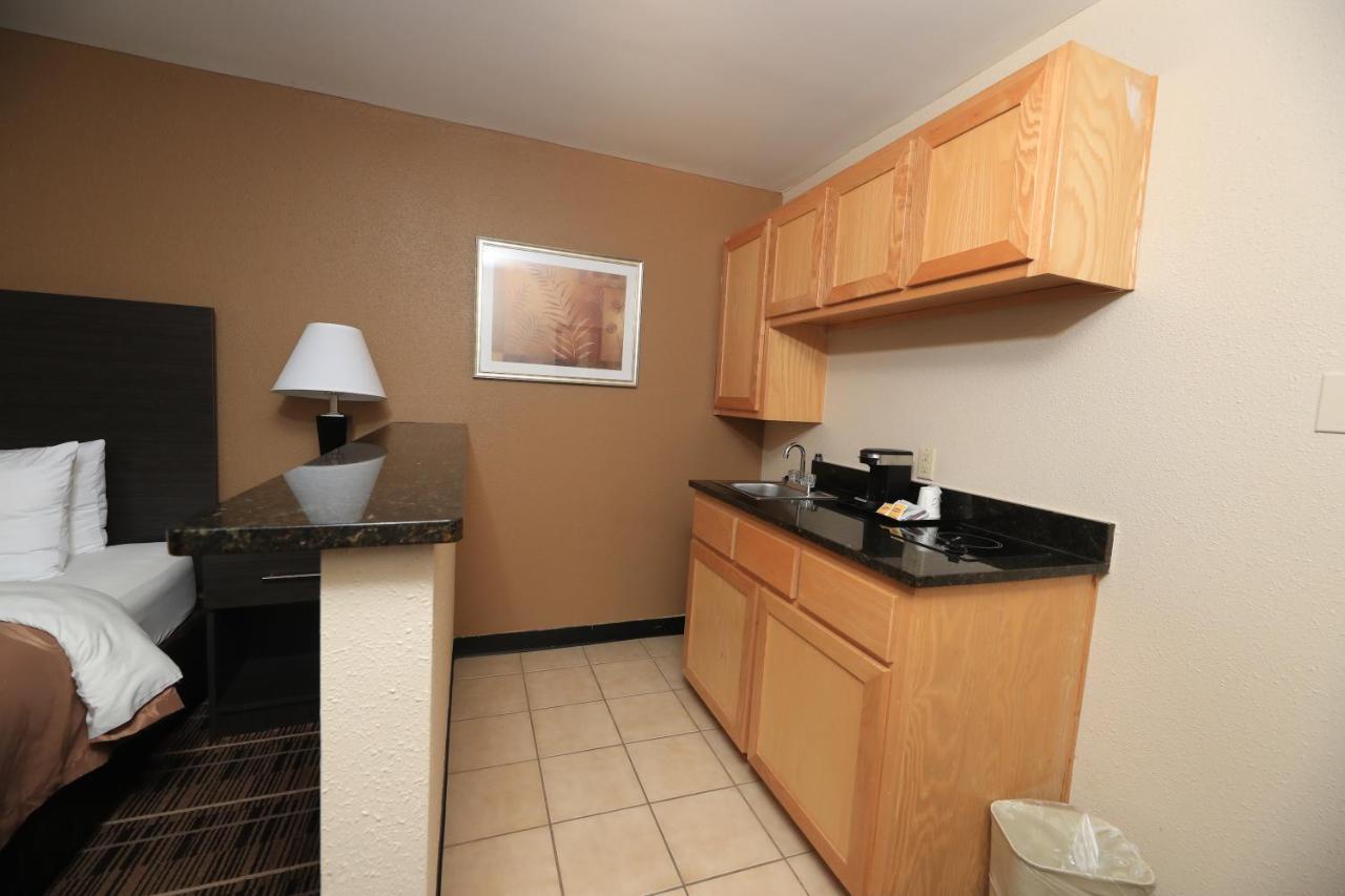 Quality Inn Dfw Airport North - Irving Luaran gambar