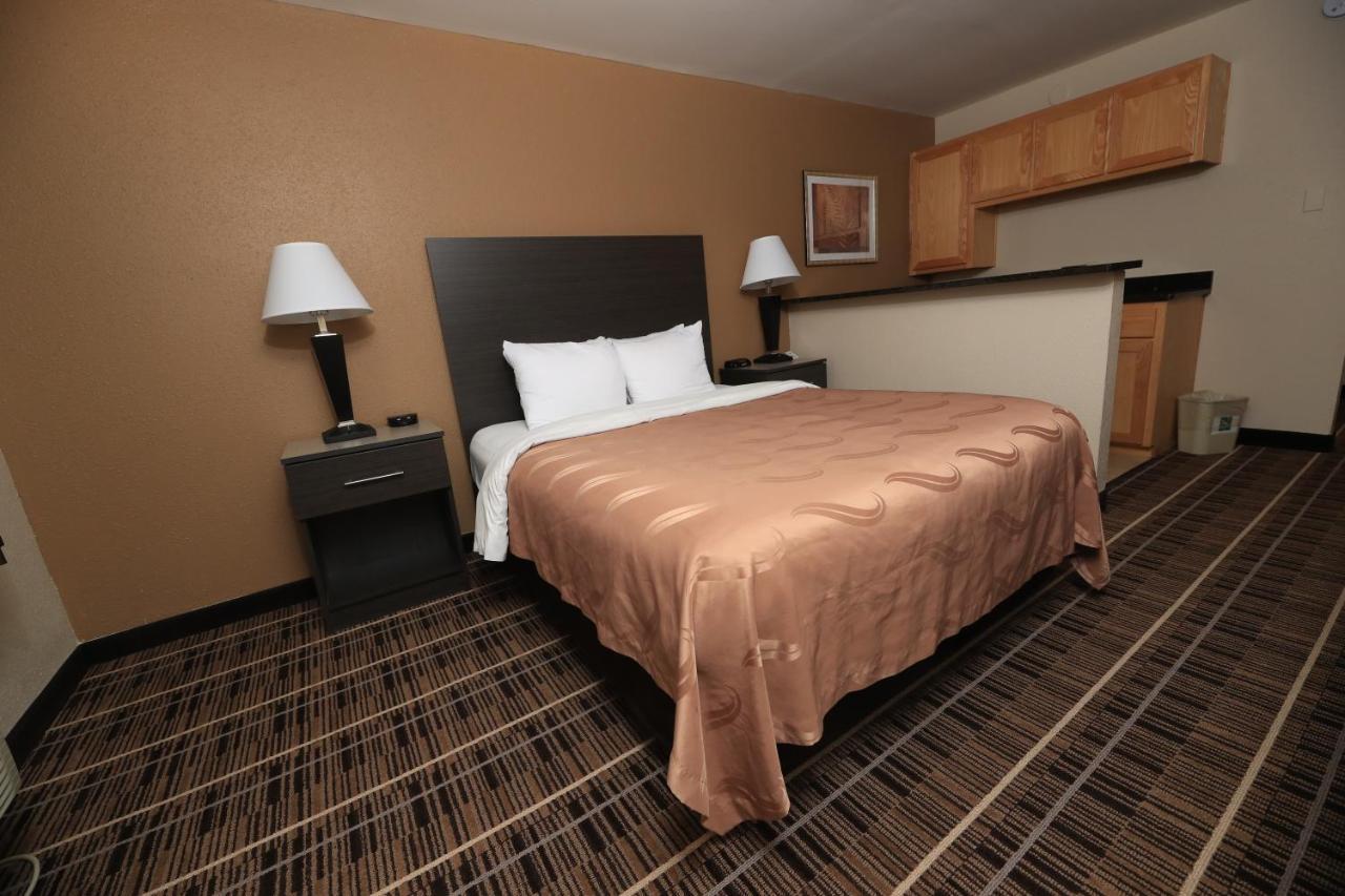 Quality Inn Dfw Airport North - Irving Luaran gambar